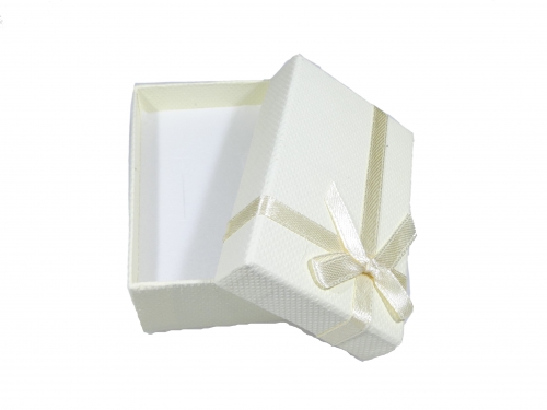 Papírová krabička na šperky - smetanová